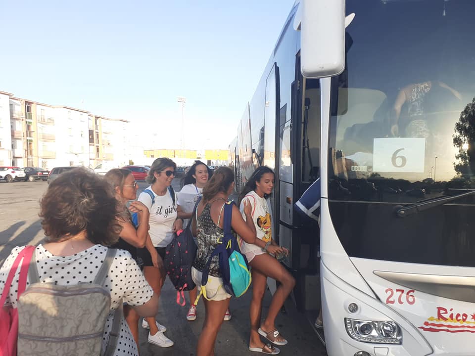 Excursión anual a Isla Mágica desde Rota